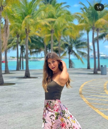 Malak Koura onlyfans lean