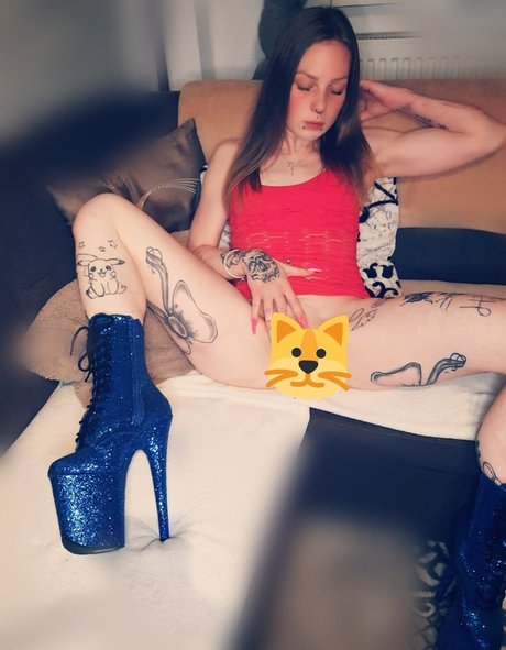 x nicht interessiert x nudes onlyfans leak