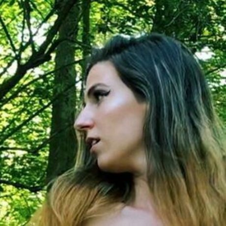 Sarah Ashley naked on onlyfans