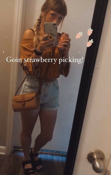 Evergreenosa onlyfans nude tits