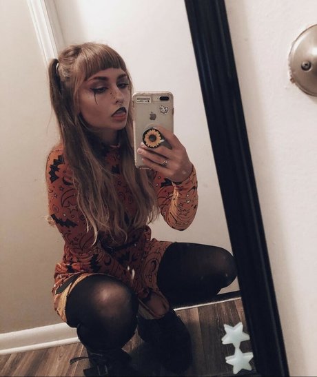 Evergreenosa onlyfans model photo