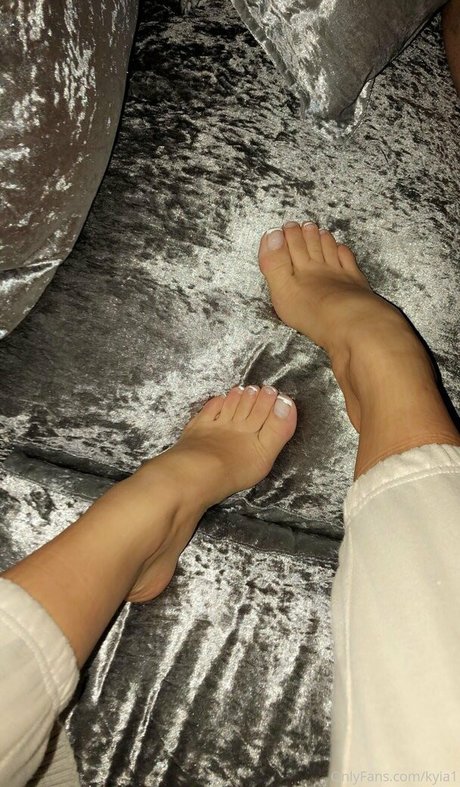 Kyia Peters Basildon onlyfans porno