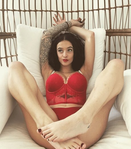 Alexis vdh leaked nude onlyfans