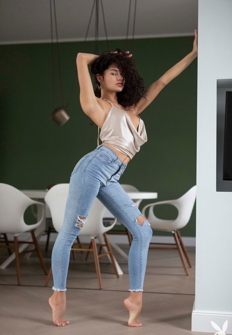 Layla Balan naked onlyfans leaked