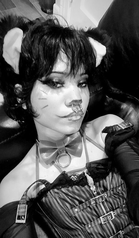 Saintsgoth onlyfans boobs