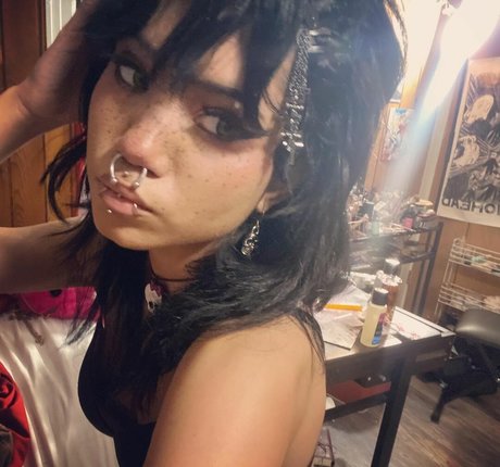 Saintsgoth onlyfans naked