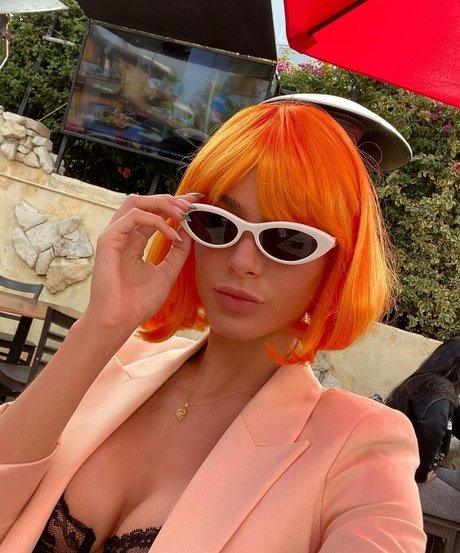 Lana Rh0ades onlyfans pics