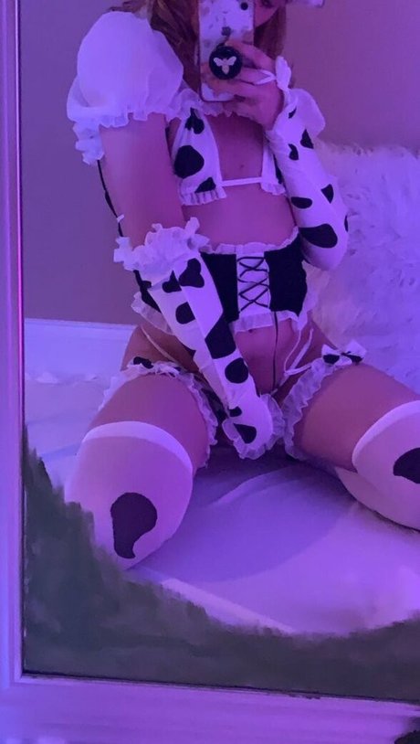 Dove Lillian onlyfans leaked photos