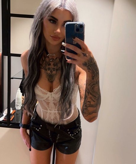 Hannah Taylor desnuda onlyfans