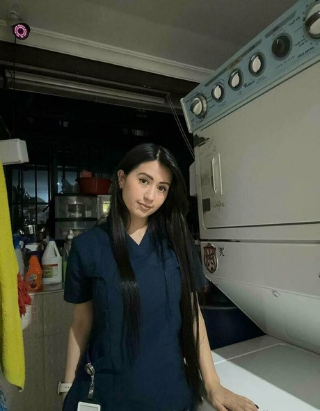 hottest midget onlyfans sexy gallery