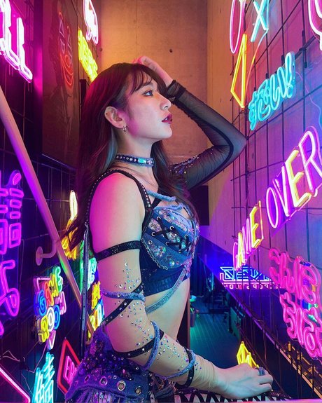 Yuki Kamifuku onlyfans model