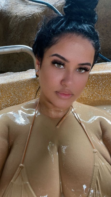 Hanaa Elshayeb sexy onlyfans