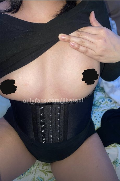 Tabi_ onlyfans nude leak