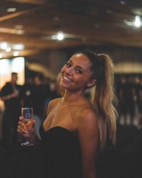 Belmooonte onlyfans nudes porn