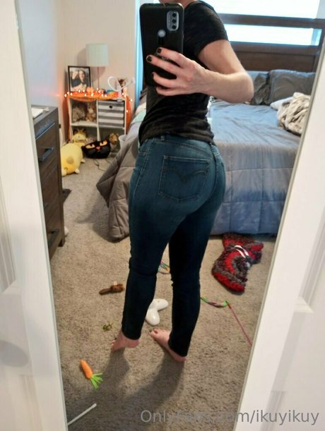 Ikuy Cosplayer onlyfans porno