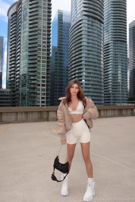 Corin Jamie Lee Clark onlyfans archive