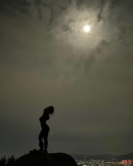 cheating wife onlyfans beautiful shots