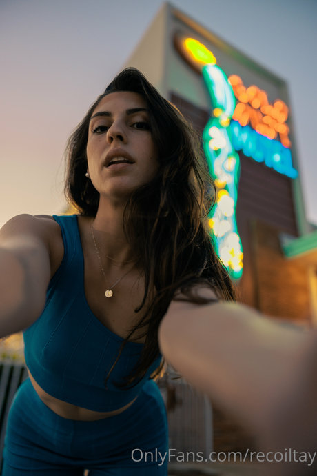 Taylor Feingold onlyfans pictures