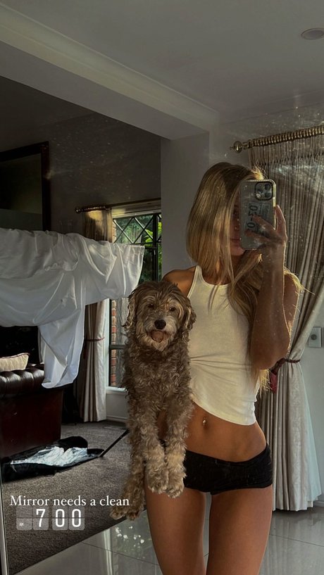 Cassie And Chloe Roberts free only fans