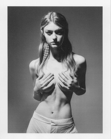 Willow Hand leaked nude onlyfans