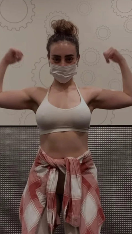 Aranza Sinte onlyfans ass