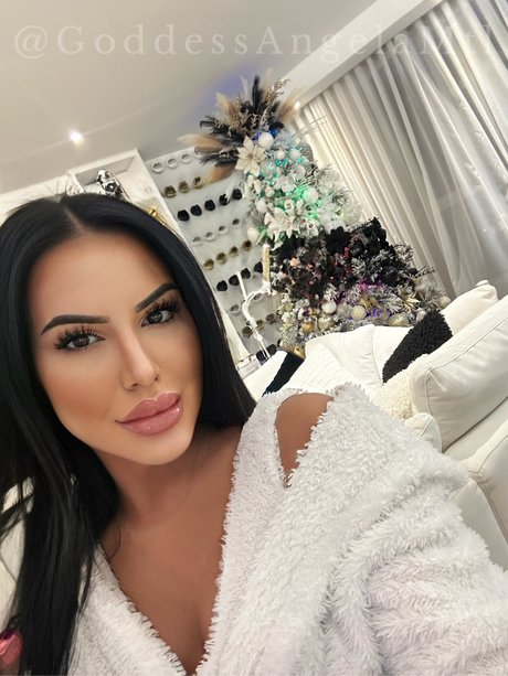 Goddess Angela onlyfans mega