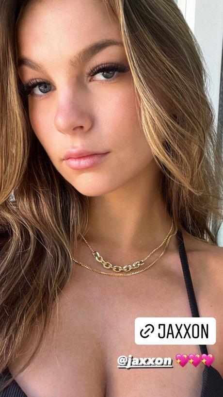 extreme onlyfans pornos selfie