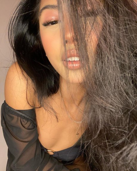 Alyanna Joelle onlyfans leaked sex