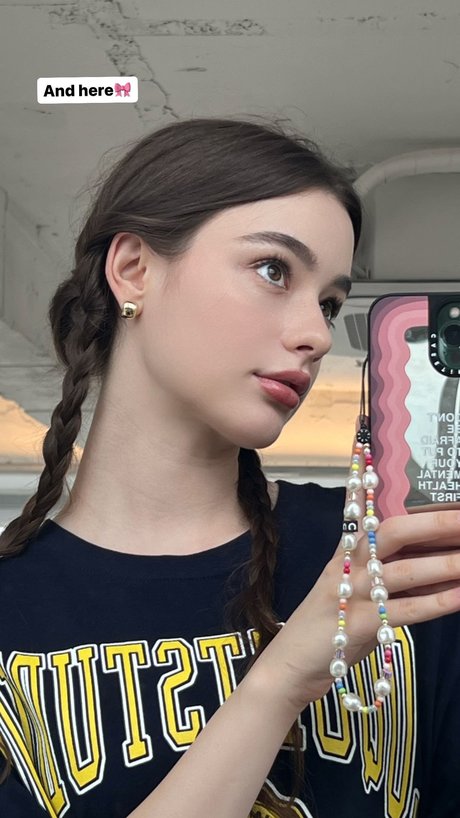 Dasha Taran_ onlyfans pics leaked