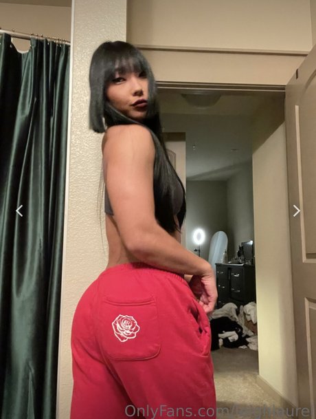 Leigh Laurel_ onlyfans topless