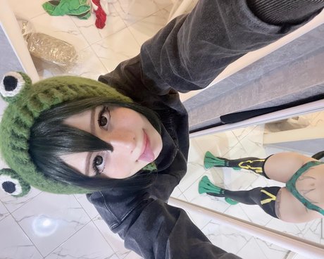 Fraulein Milk only fans photos