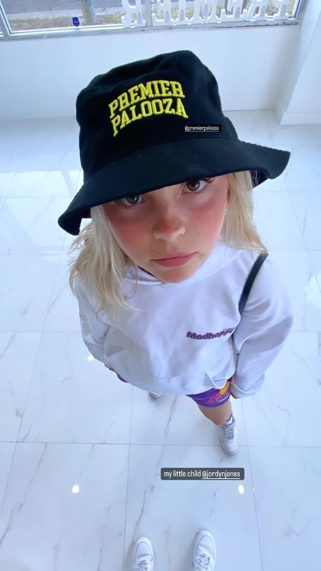 Jordyn Jones nudes onlyfans