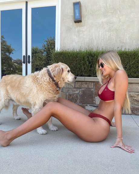 Boutinela Model nude only fans