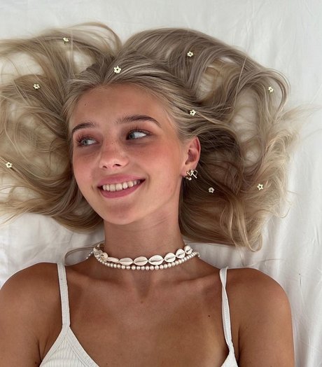 Elena Zoe leaked naked onlyfans