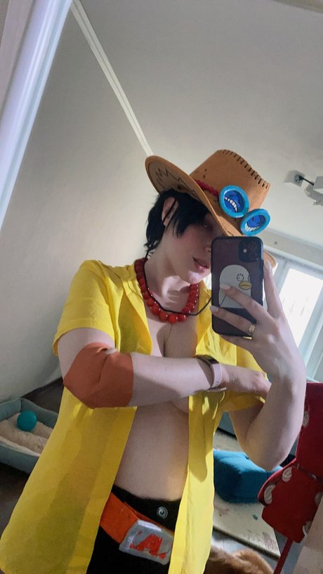 Adamae Dono onlyfans images