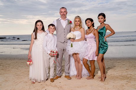 Alyssa Silos onlyfans nude content