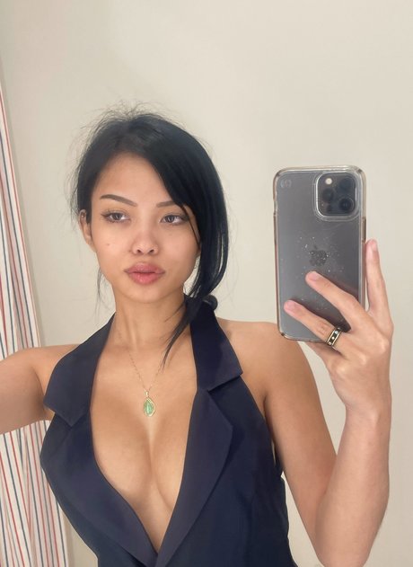 Alyssa Silos onlyfans leaks nude