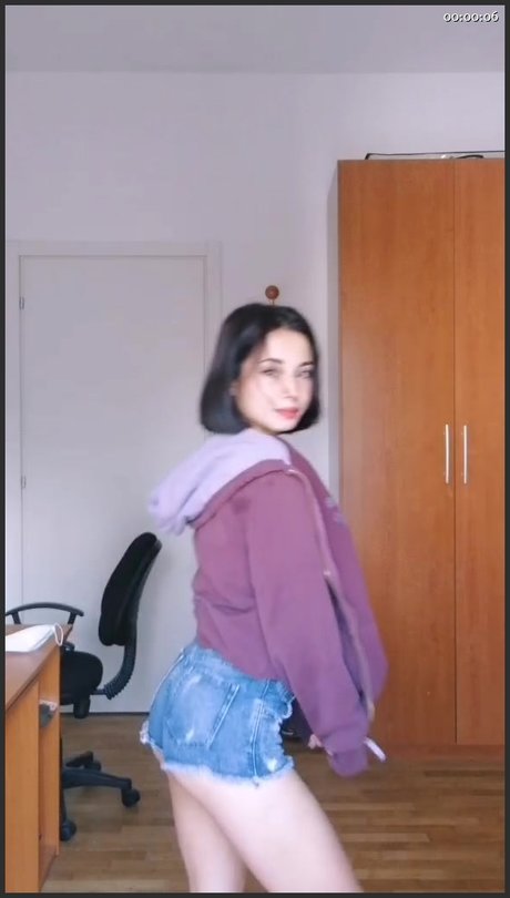 Lucrelisa_ only fans.