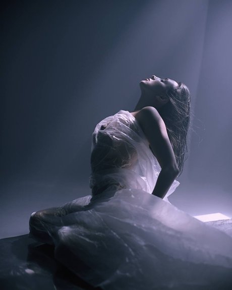 Olivia Linz_ is on onlyfans