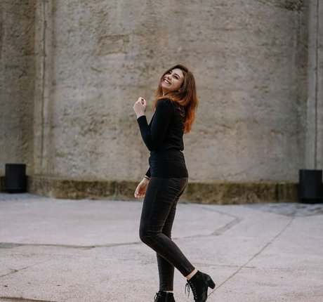 Lanzi naked on onlyfans