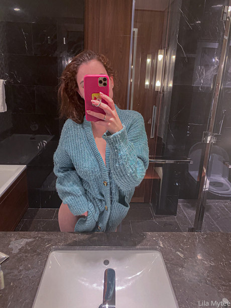 lmytee onlyfans striptease