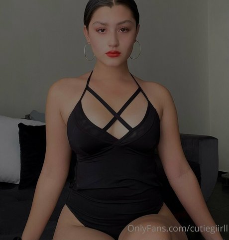 Mariana Castro onlyfans hot