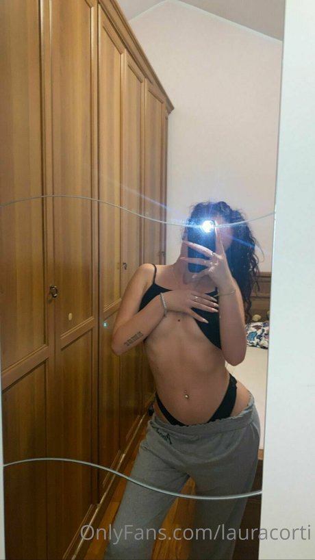 lauracorti leaked onlyfans photos