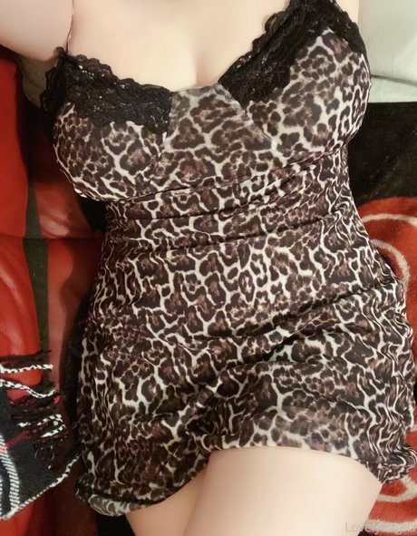 beautiful face onlyfans hot naked depiction