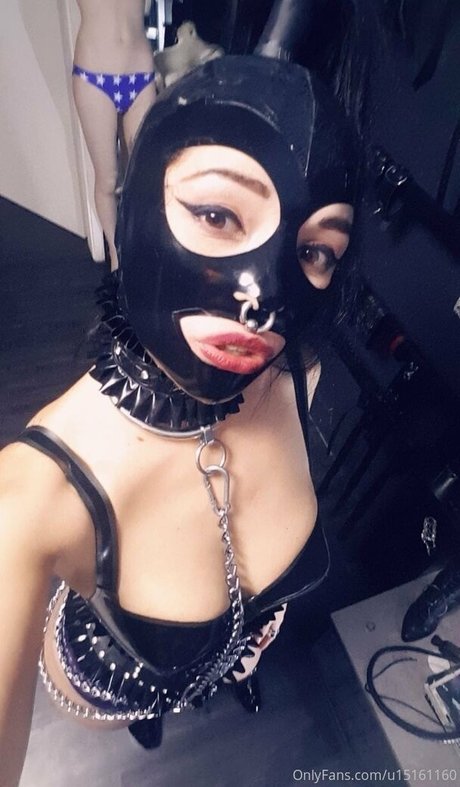 Sophie Elodie onlyfans model photo