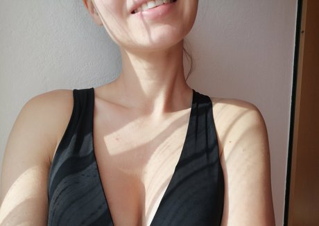 PetitTits nudes only fans