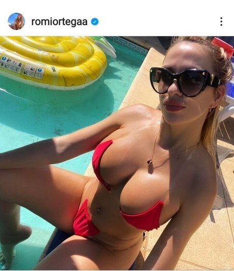 Romina Ortega onlyfans topless