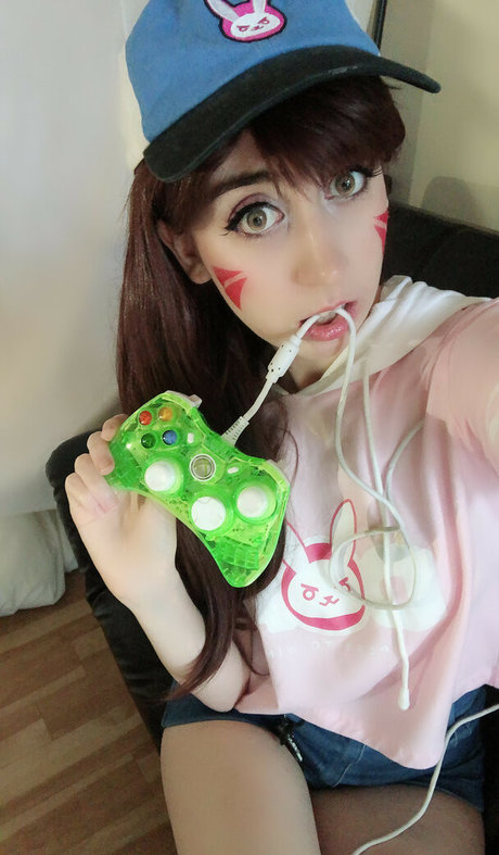 Michi Midnight onlyfans model photos