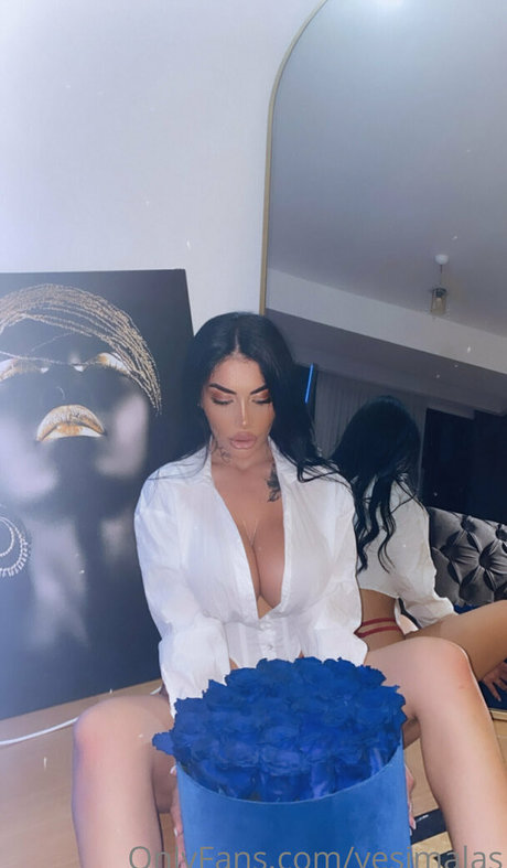 yesimalas only fans nudes