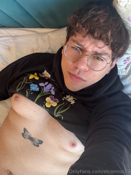 Elconnor19 onlyfans